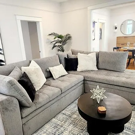 Gem In Laurel Park, Newly Remodeled, Near Downtown Villa
